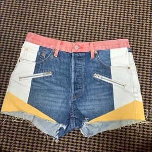 Levi multicolored shorts